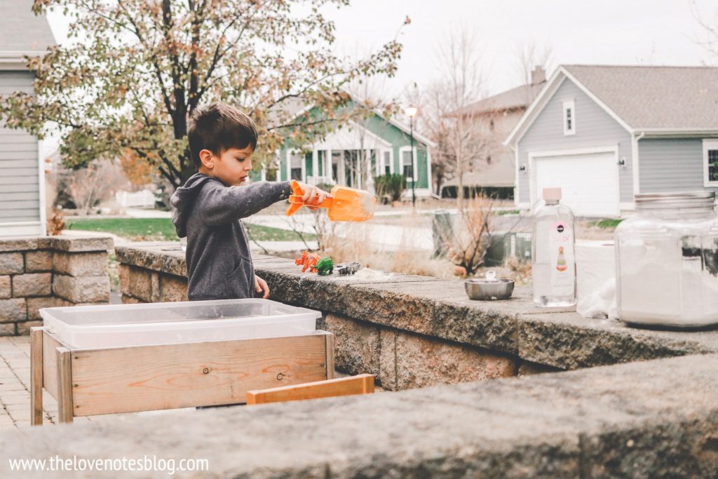 dinosaur sensory play